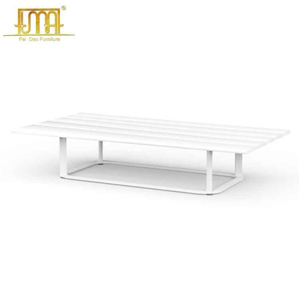 Sanibel outdoor coffee table