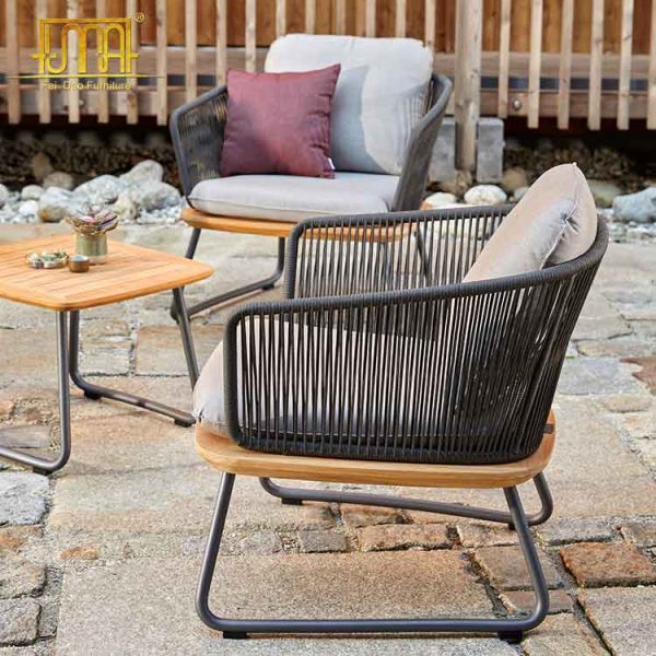 Denia lounge armchair