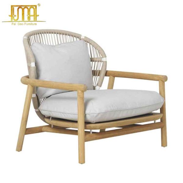 Low Back Lounge Chair