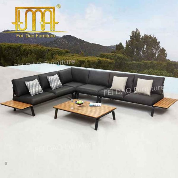 Outdoor 3 seater sofa