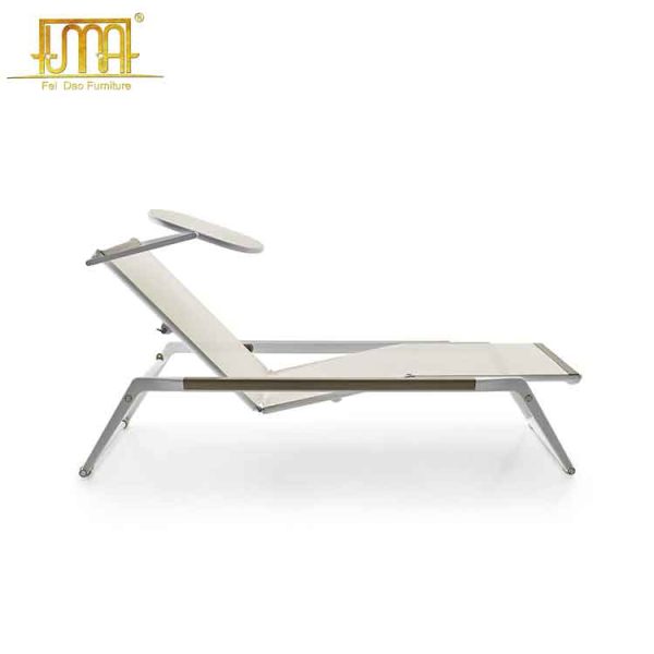 Italia chaise lounge