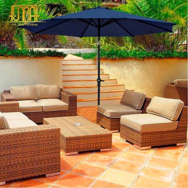 Cantilever Garden Parasols