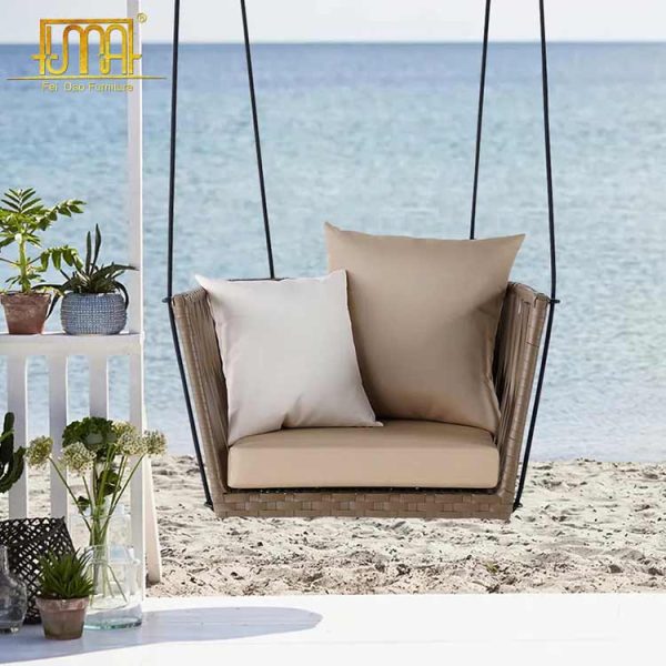 Traditional Outdoor Hanging Chair