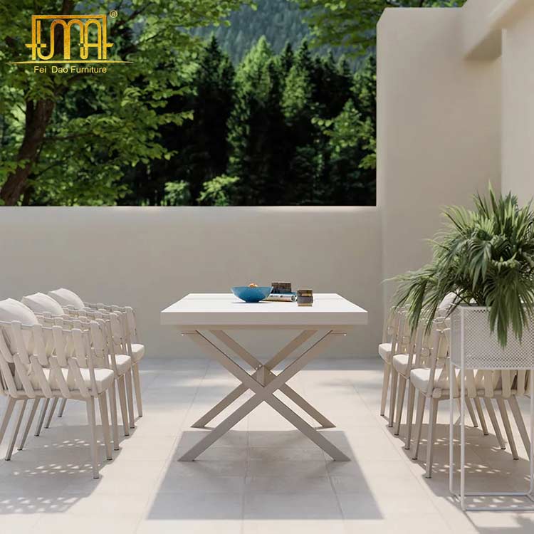 Luxe Outdoor Lounge Furniture