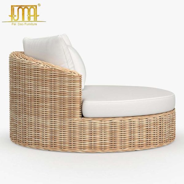 Round Swivel Outdoor Daybed