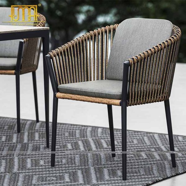 7 Piece Outdoor Dining Set