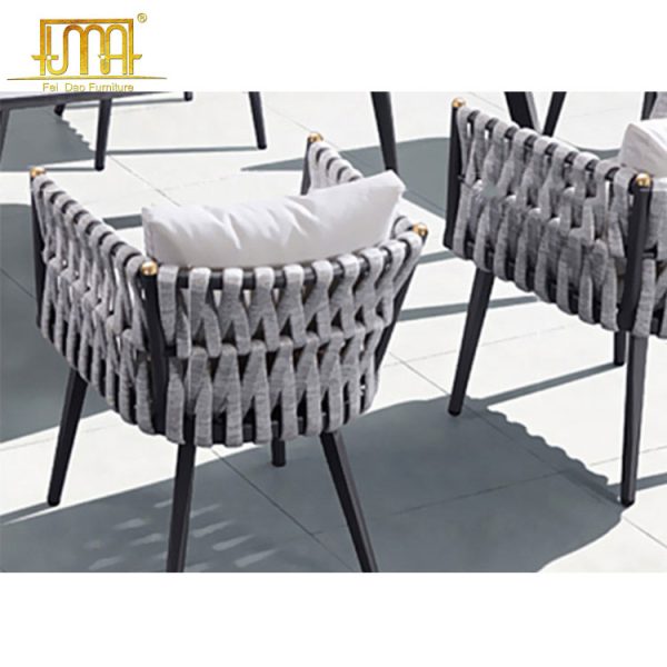 Urban Outdoor Dining Set