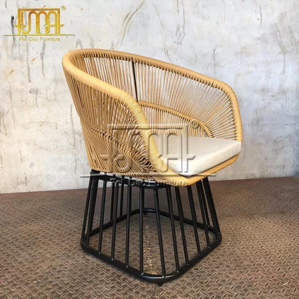 Outdoor Chairs On Sale