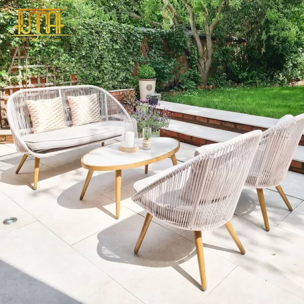 Outdoor Living Sofas