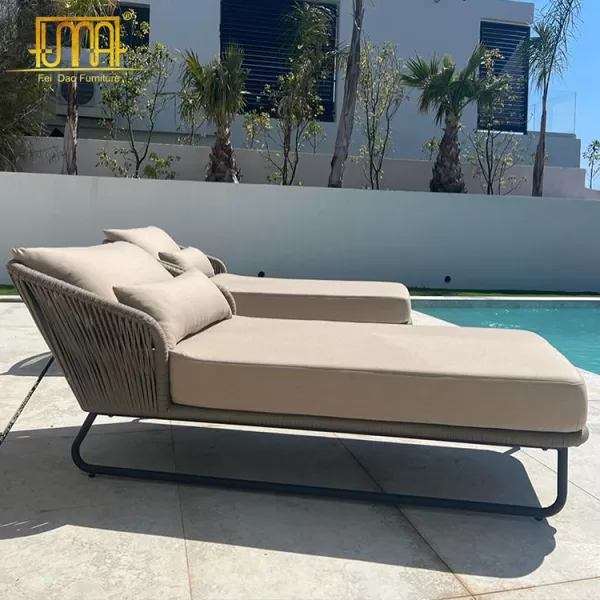 Outdoor Patio Recliners