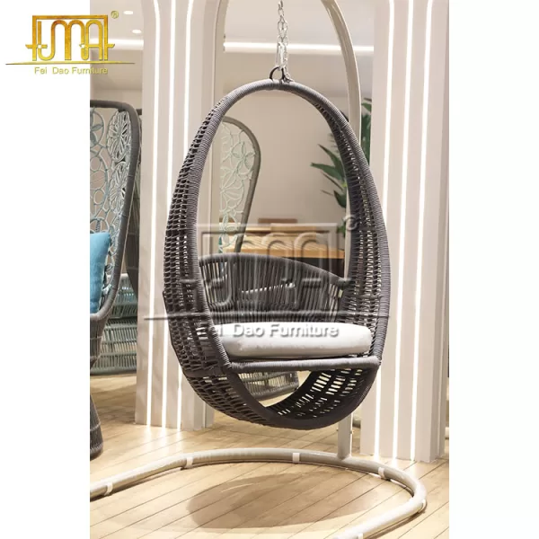 Hanging Egg Chair