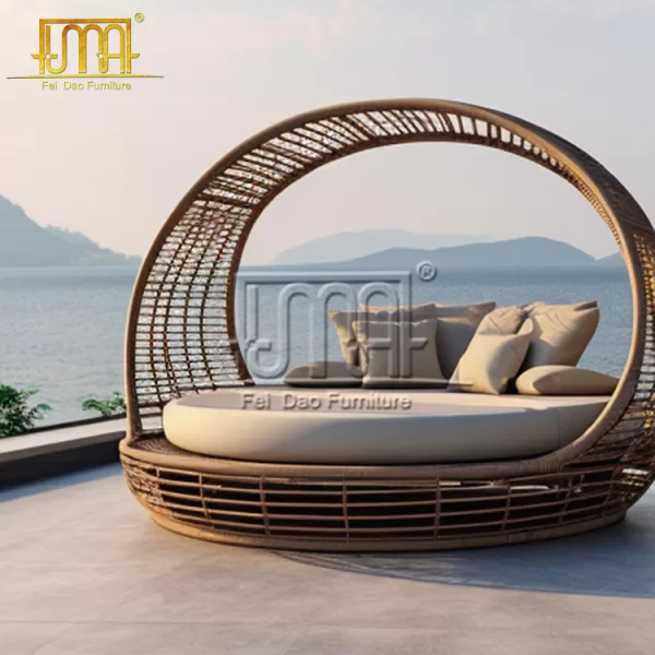 Moonlight Daybed