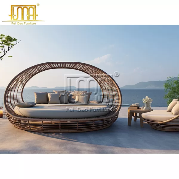 Moonlight Daybed