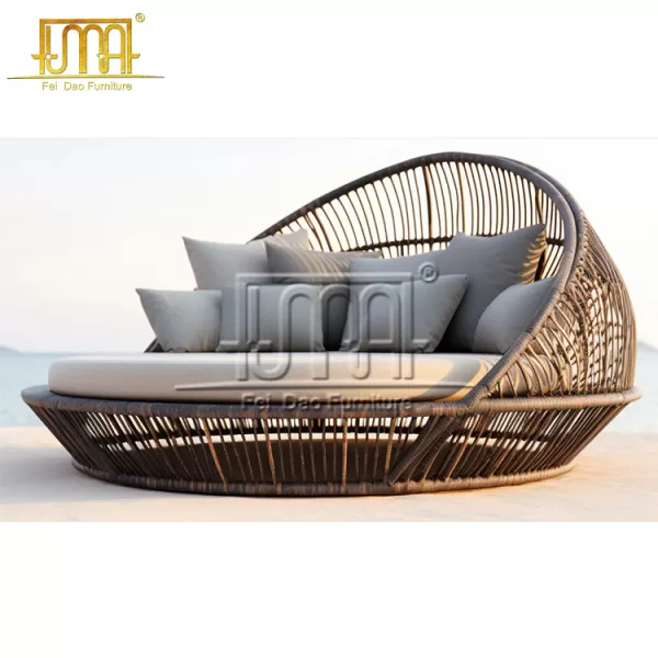 Rattan Daybeds