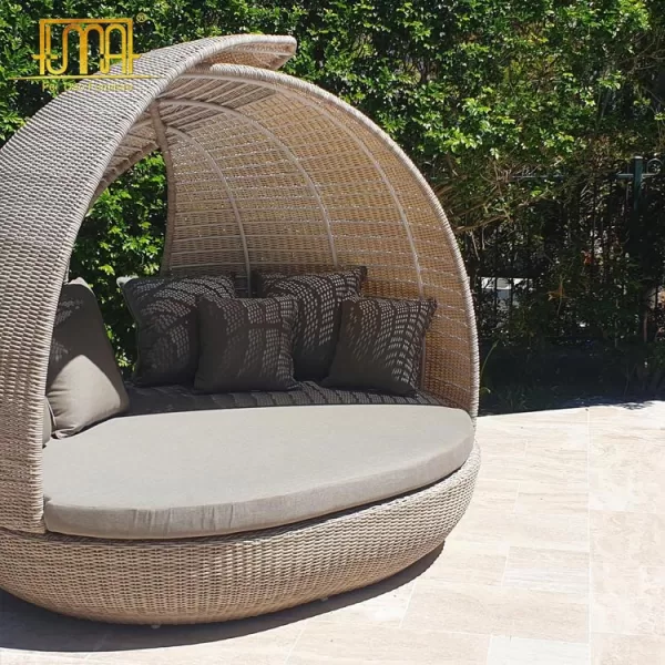 Oval Rattan Daybed