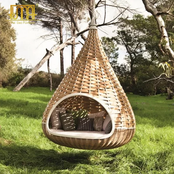 Outdoor Daybed Swing