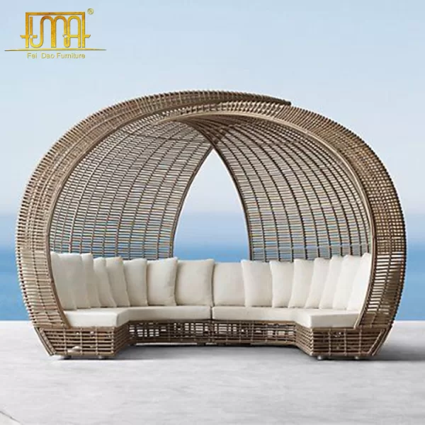 Outdoor Bird Cage Sofa