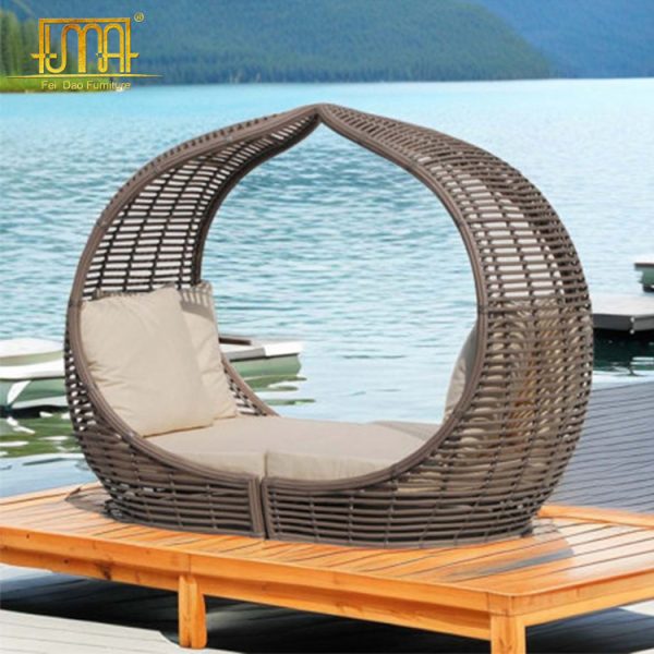 Deck Daybed