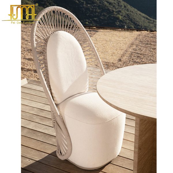 High Back Lounge Chair