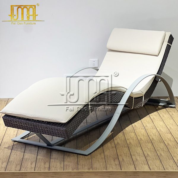 Day Bed Rattan