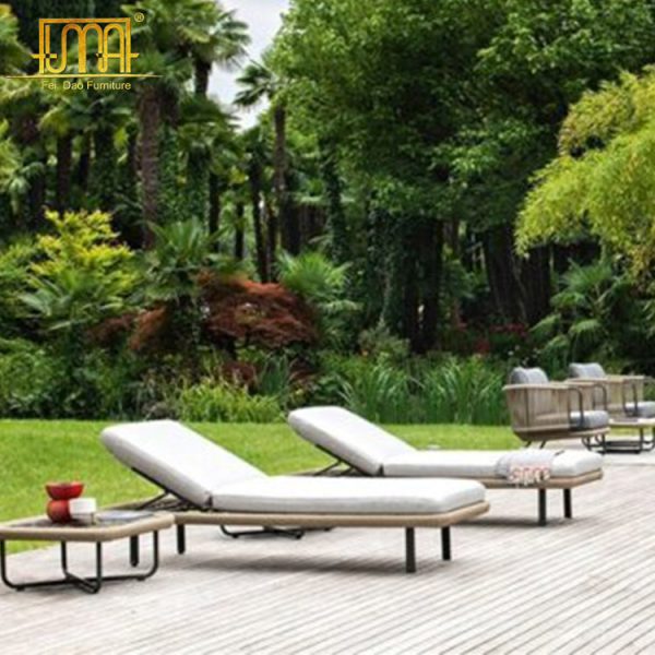 Outdoor Aluminum Daybed