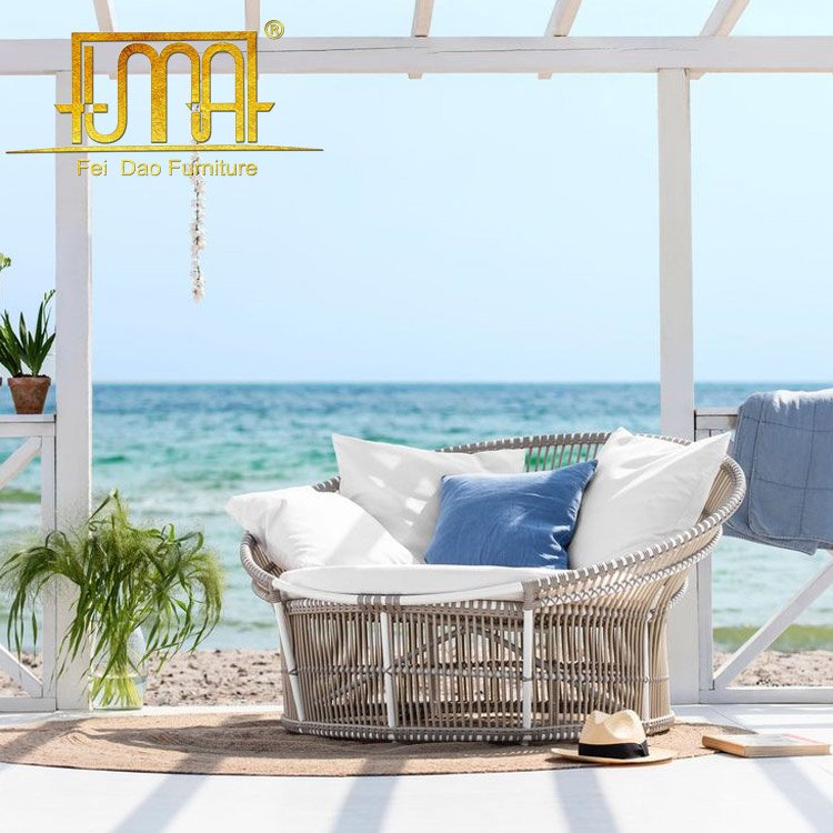 Creating a Stand-Out Coastal Vacation Patio