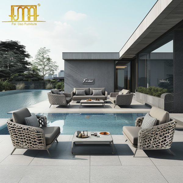 Rattan Couch Outdoor