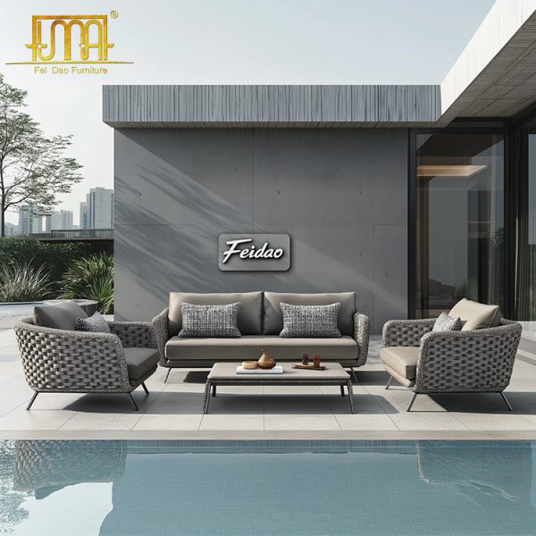 Rattan Couch Outdoor