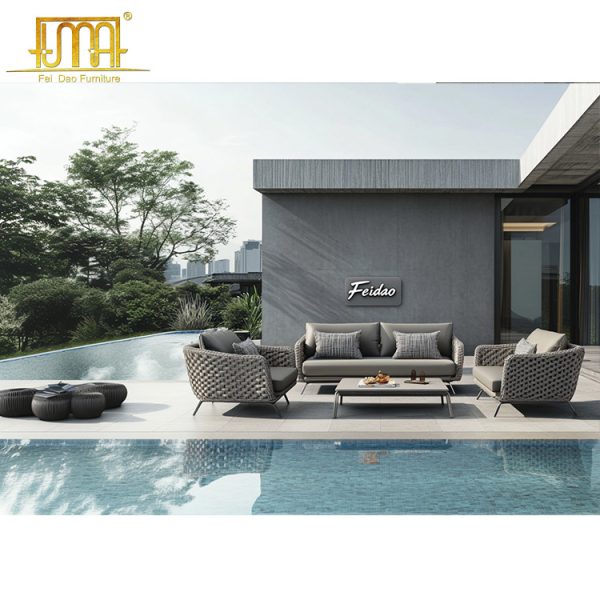 Rattan Couch Outdoor