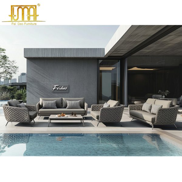 Rattan Couch Outdoor