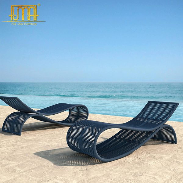 Wave Chaise Lounge