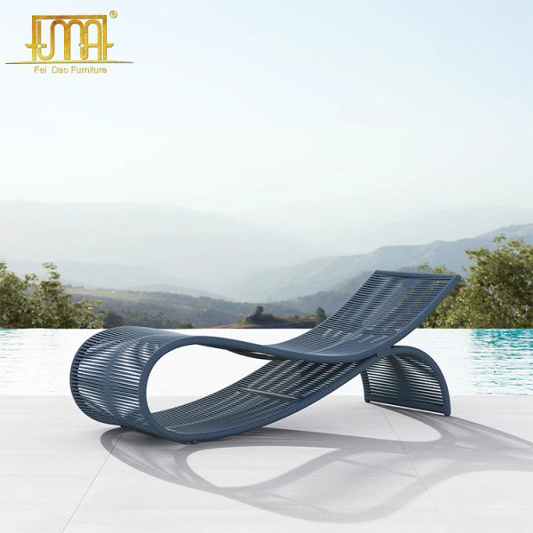 Wave Chaise Lounge