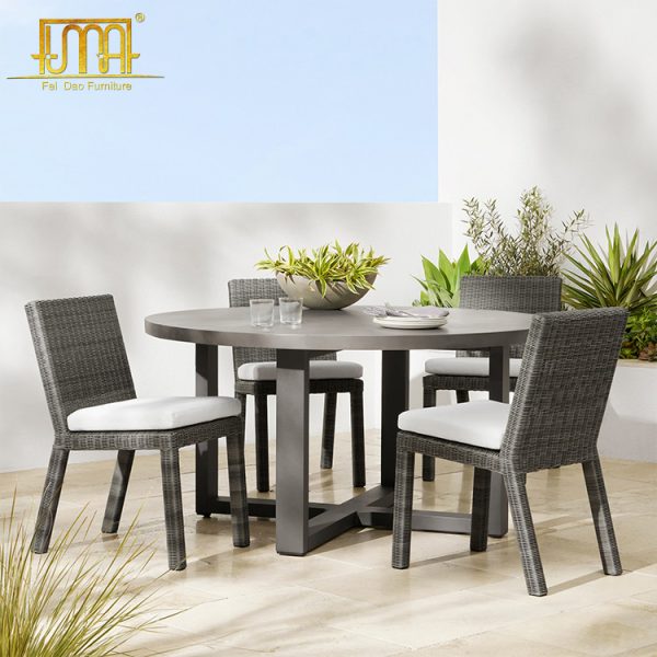 Outdoor Dining Side Chair